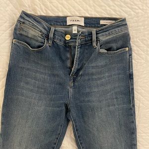 Frame Le High Skinny Jeans